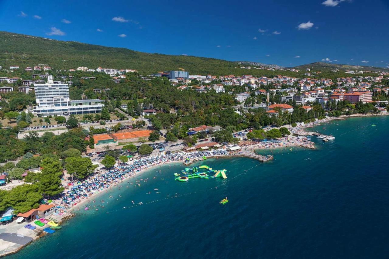 Apartments With A Parking Space Dramalj, Crikvenica - 5592 エクステリア 写真