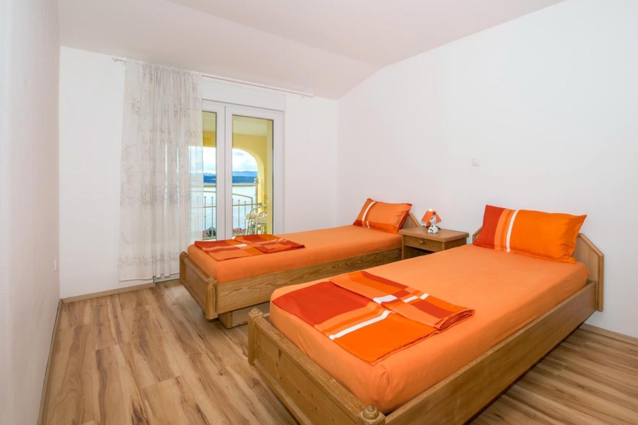 Apartments With A Parking Space Dramalj, Crikvenica - 5592 エクステリア 写真