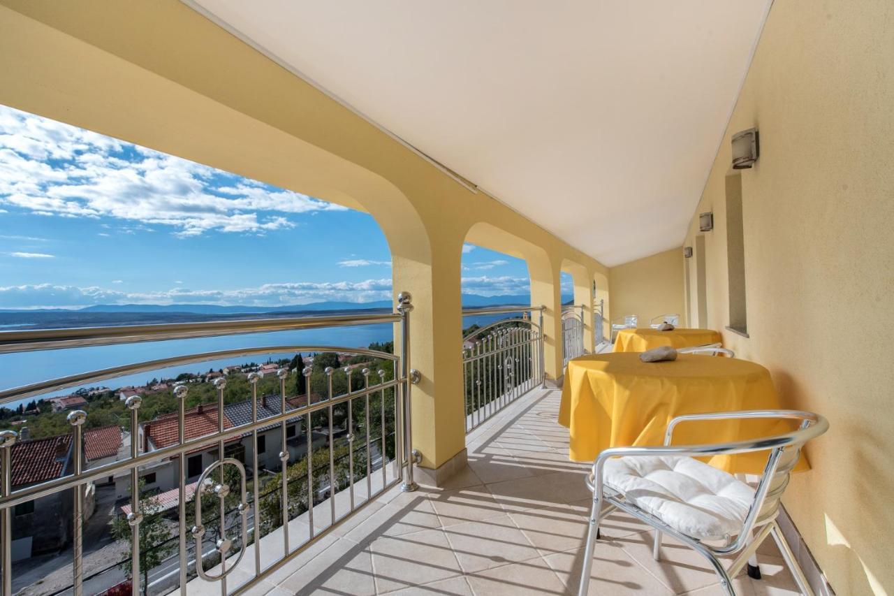 Apartments With A Parking Space Dramalj, Crikvenica - 5592 エクステリア 写真